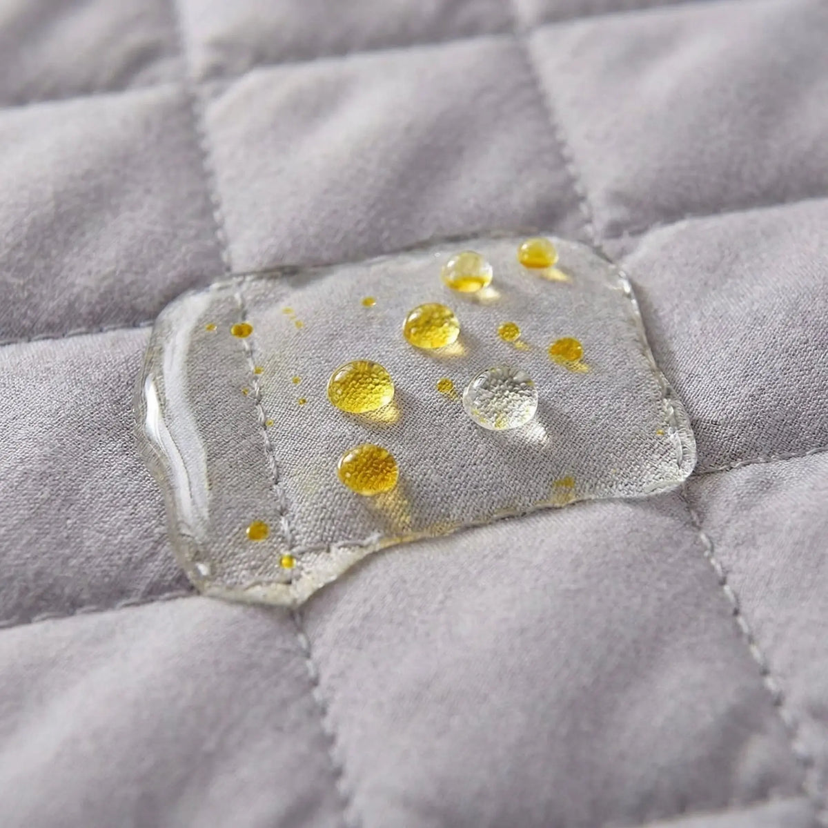 The Big Dry™ Waterproof Dog Blanket – Reversible Sofa, Bed & Car Seat Protector - The Big Pet Shop